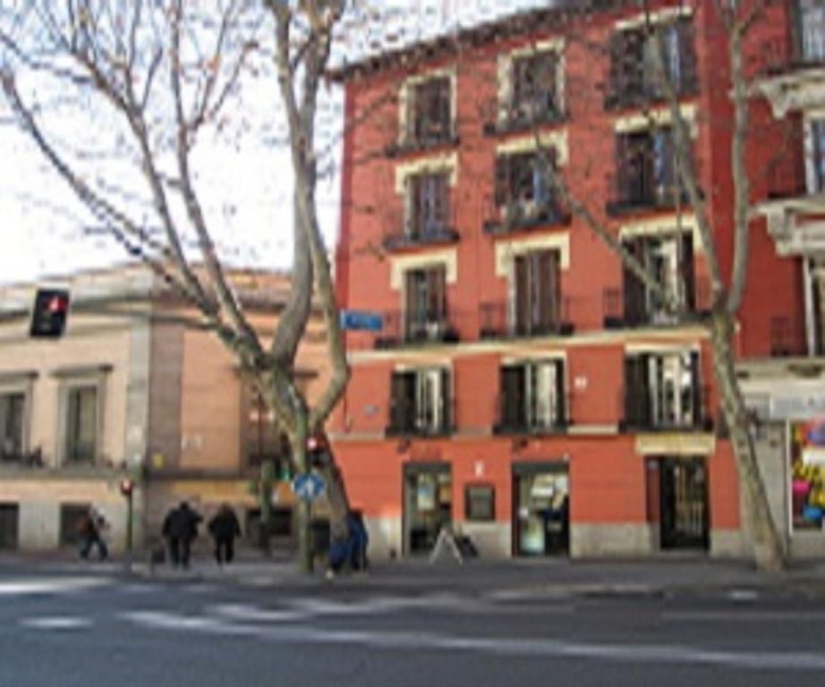 Pension Mollo Madrid Exterior photo